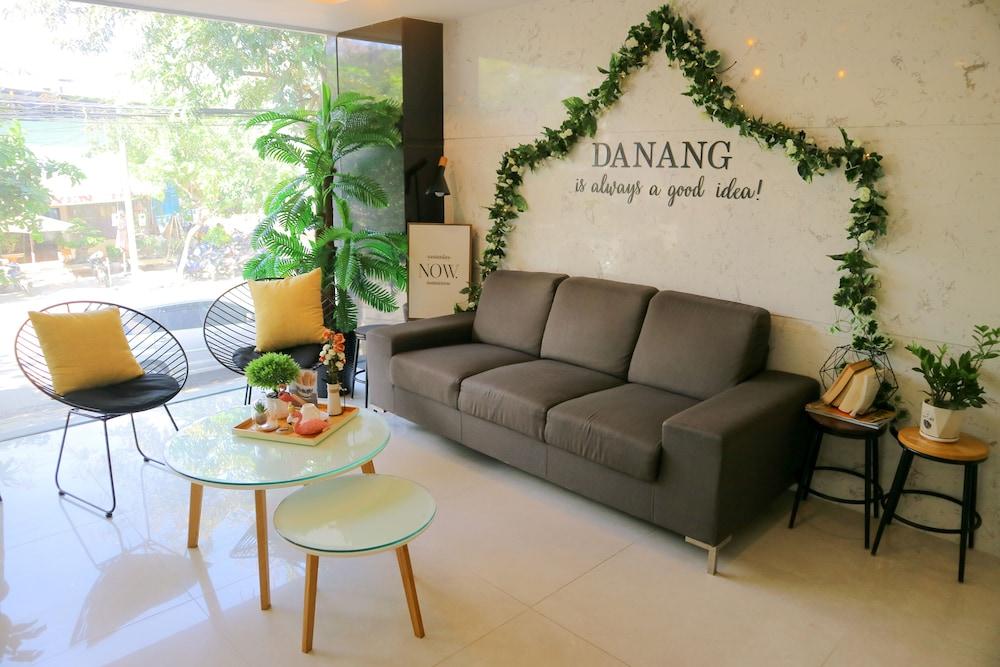 Robin Hotel Danang Esterno foto